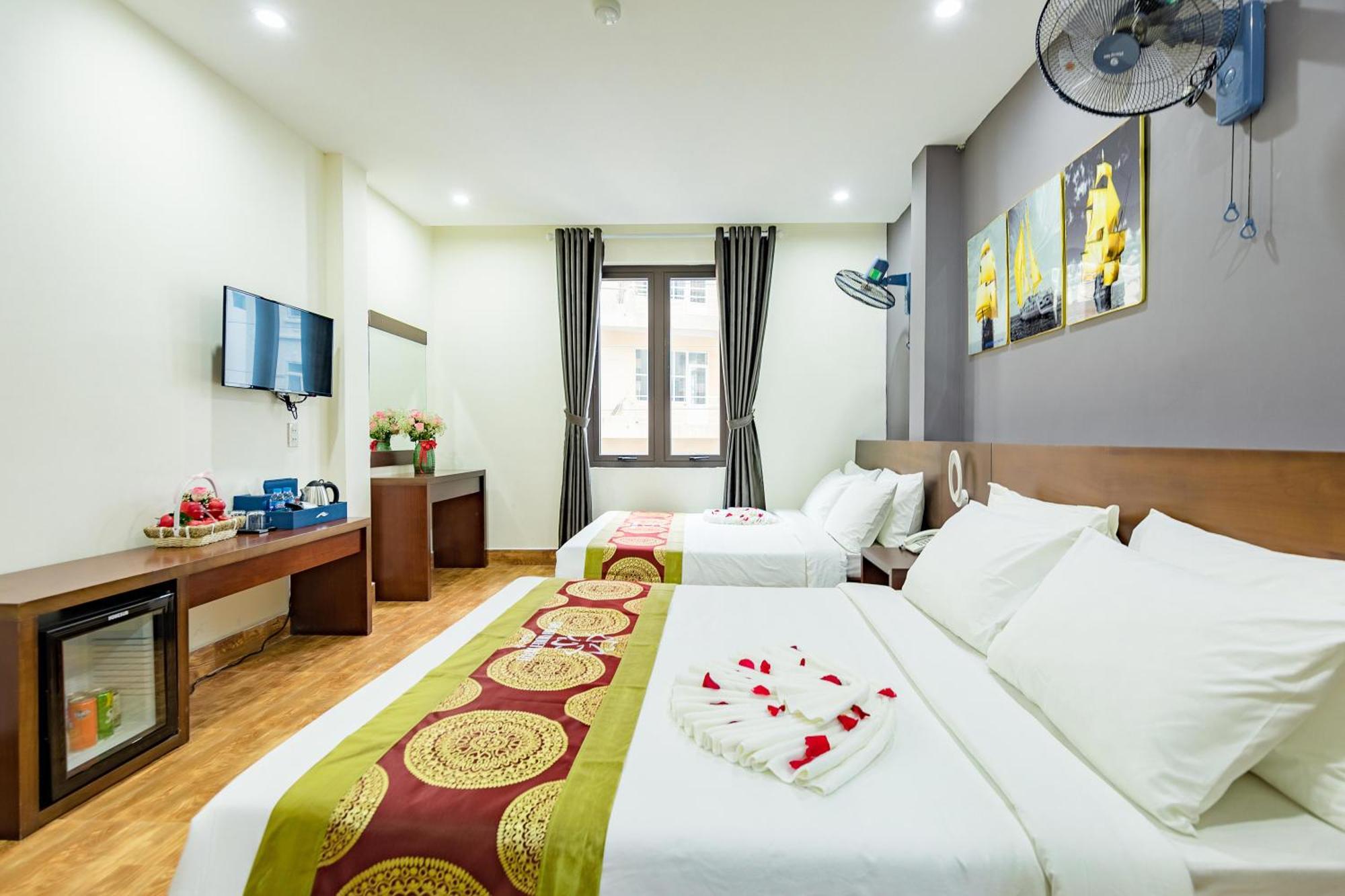 Cat Ba Violet Hotel Chan Chau Екстер'єр фото